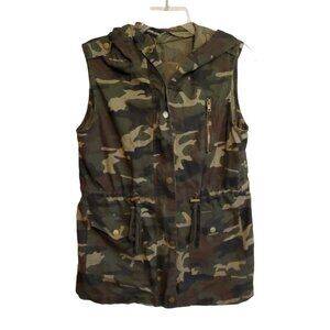 Zenana Outfitters Camouflage Utility Vest with Hood